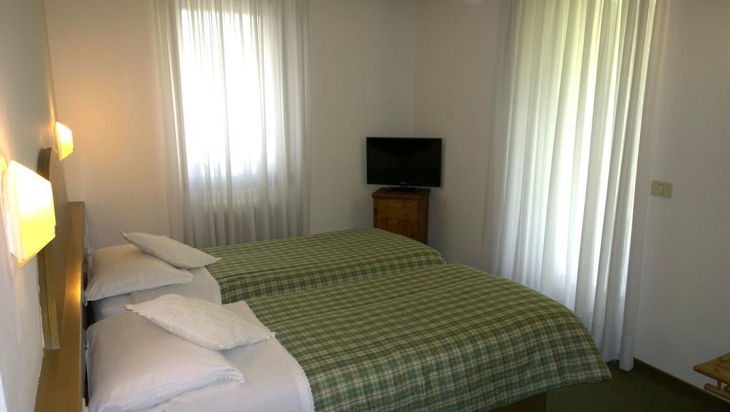 La Felce Bed & Breakfast Carisolo Room photo